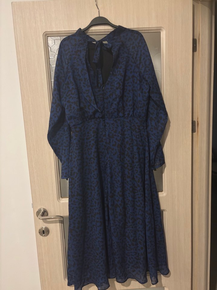 Uzun Kol Detaylı Lacivert Salaş Elbise - Görsel 2