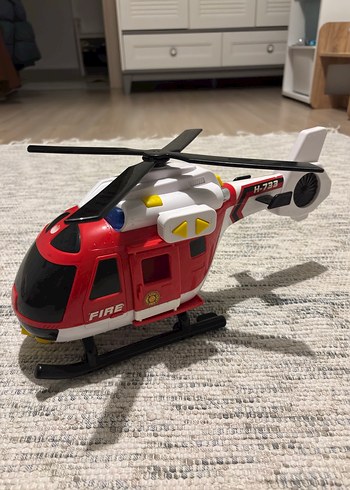 Kırmızı Oyuncak Helikopter - Görsel 7