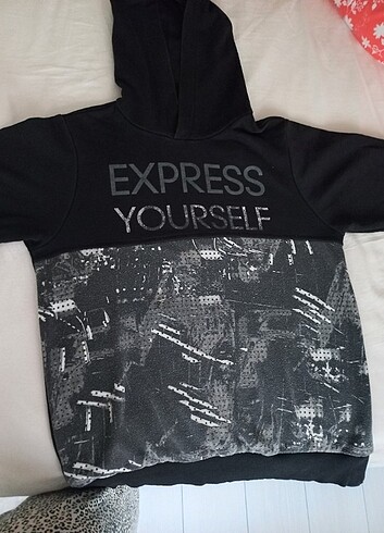 LC Waikiki Sweatshirt