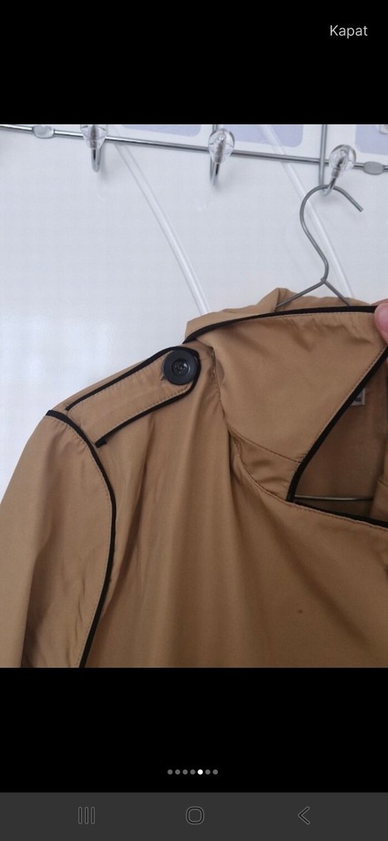 Düğmeli Bej Uzun Kadın Trençkot - Görsel 4