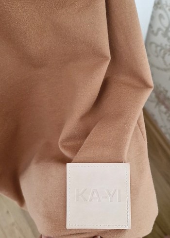 Bej Düğmeli Uzun Hamile Kabanı - Görsel 4