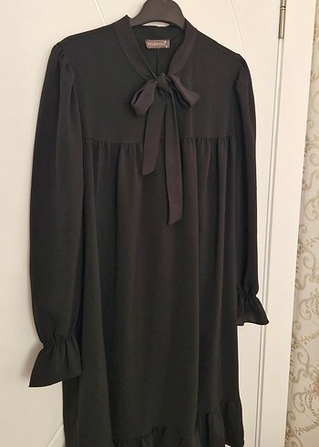 Siyah Fırfırlı Uzun Kollu Midi Elbise - Görsel 2