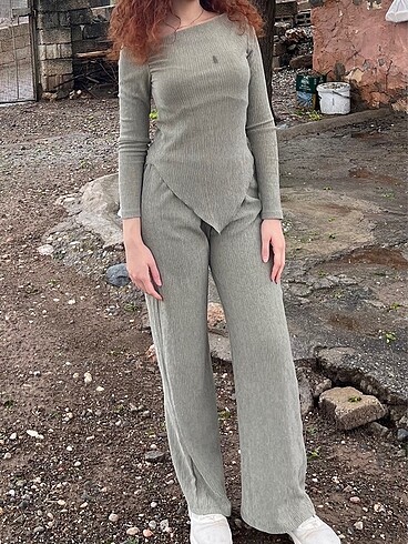 Zara Alt-üst takım yeni