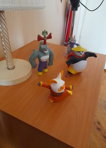 Renkli Aksiyon Figürleri Seti - Görsel 3