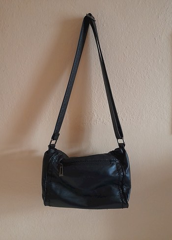 Siyah Deri Tokalı Kadın Çantası - Görsel 3
