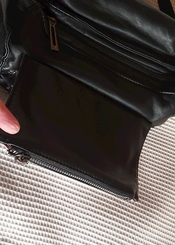 Siyah Deri Tokalı Kadın Çantası - Görsel 7