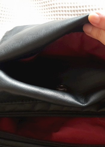 Siyah Deri Tokalı Kadın Çantası - Görsel 9