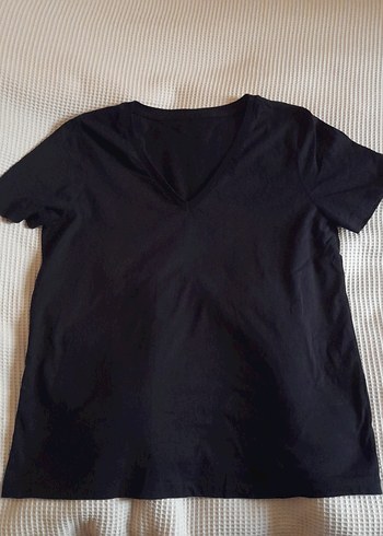 Siyah V Yaka  Kadın Tişört - Görsel 2