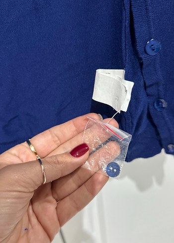 Batik Düğmeli Lacivert Kadın Hırka - Görsel 3