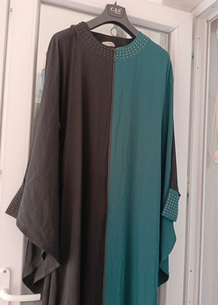 Zümrüt yeşili yeni ferace - Görsel 2