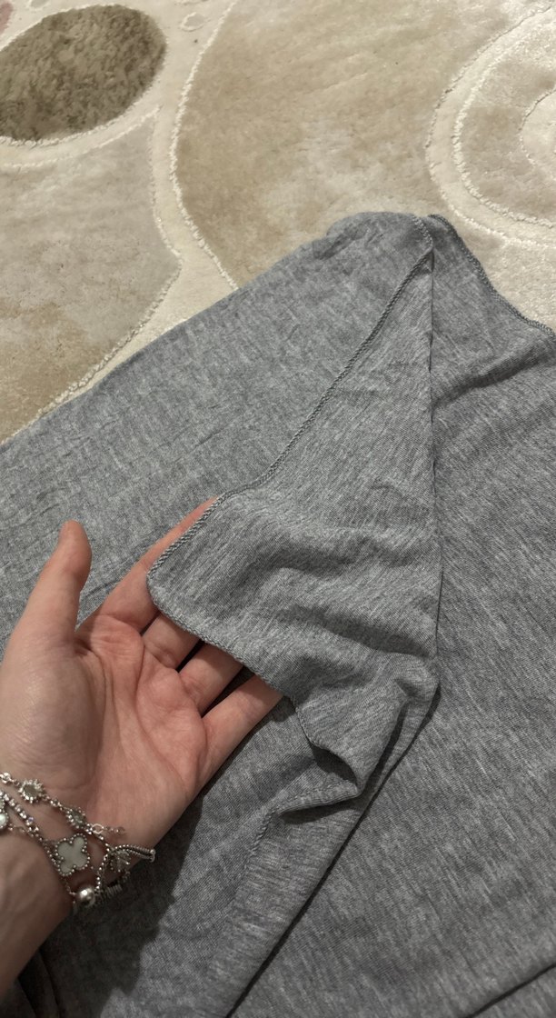 Gri Penye Kadın Şal - Görsel 2