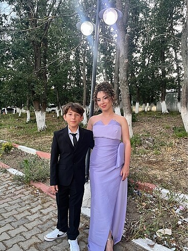 Lila straplez fiyonk abiye