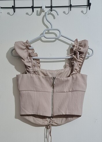 Trendyol & Milla krem rengi büstiyer crop top korse
