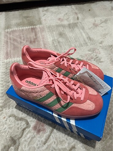 Adidas Gazelle adidas