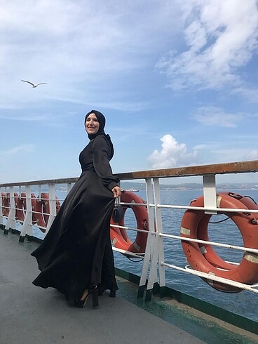 m Beden Orta Yaş Siyah Abiye