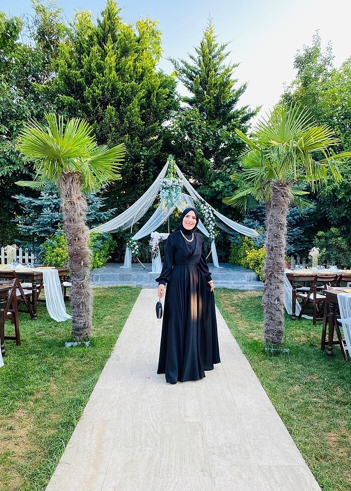 Orta Yaş Siyah Abiye - Görsel 4