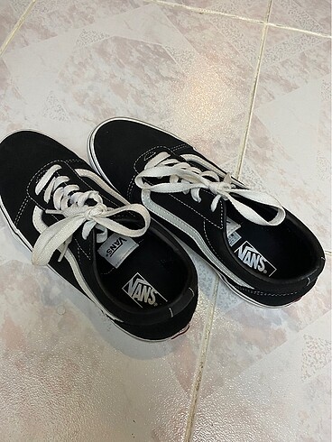 Vans Ward Kadın