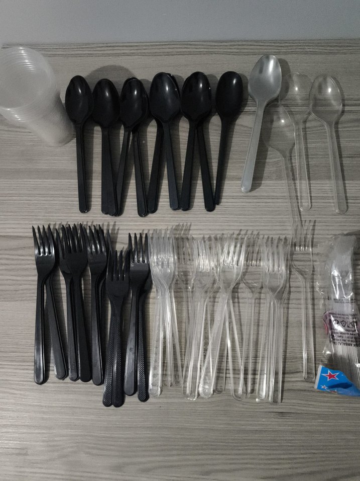 Siyah Plastik Çatal ve Kaşık Seti - Görsel 2