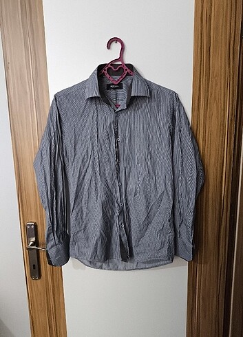 S beden slim fit erkek gömlek 