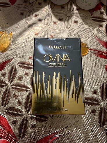 Farmasi Omna parfüm