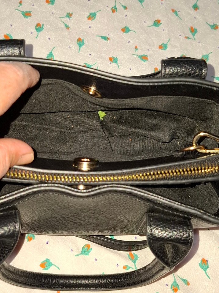 Siyah Deri Fermuarlı Kadın Çantası - Görsel 4