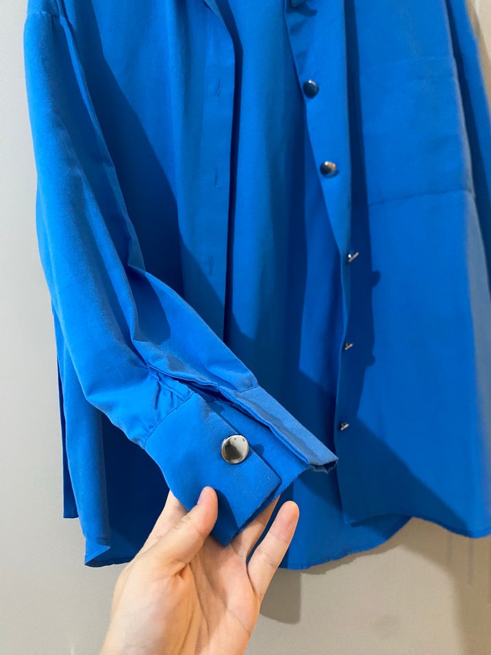 Mavi Düğmeli Kadın Keten Gömlek - Görsel 3