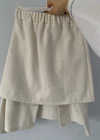 Kız Çocuk Beyaz Keten Düğmeli Bolero ve Etek Takımı - Görsel 3