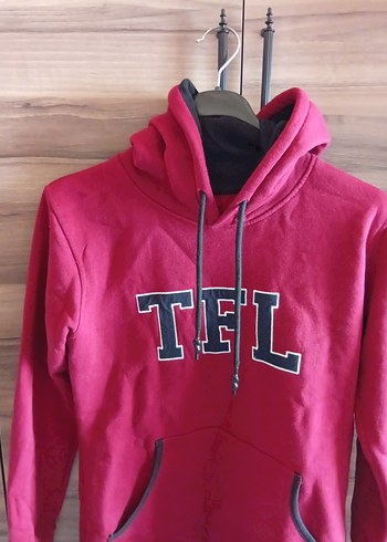 38 Beden Renkli Baskılı Kırmızı Kapüşonlu Sweatshirt