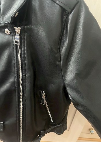 Kemerli Siyah Deri Biker Ceket - Görsel 3