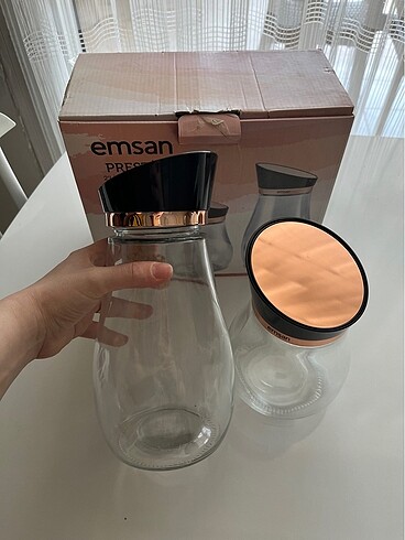 Emsan Kavanoz, Saklama Kabı