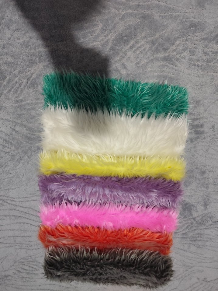 Renkli Peluş kırlent Kılıfları - Görsel 2