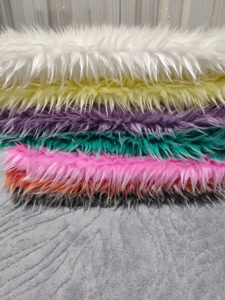 Renkli Peluş kırlent Kılıfları - Görsel 4