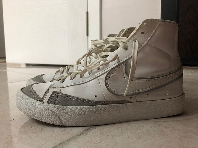 Nike blazer