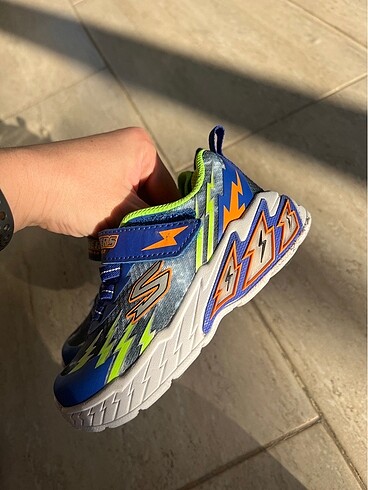 24 Beden mavi Renk Skechers ışıklı spor ayakkabı