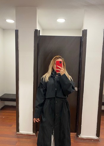 Kadın Siyah Uzun Kemerli Yağmurluk - Görsel 9