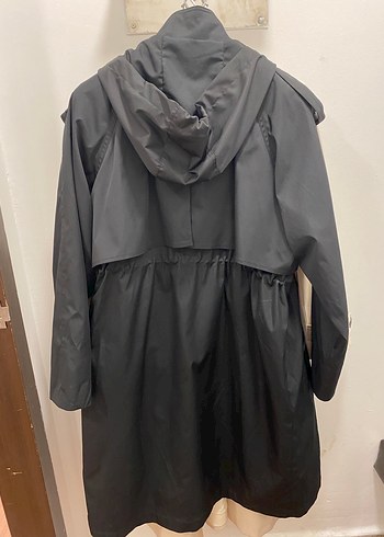 Kadın Siyah Uzun Kemerli Yağmurluk - Görsel 2