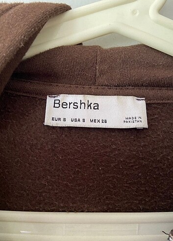 Bershka Kapüşonlu hırka