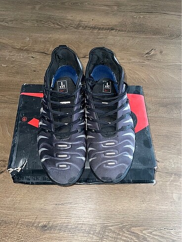 Nike Nike vapormax plus shark