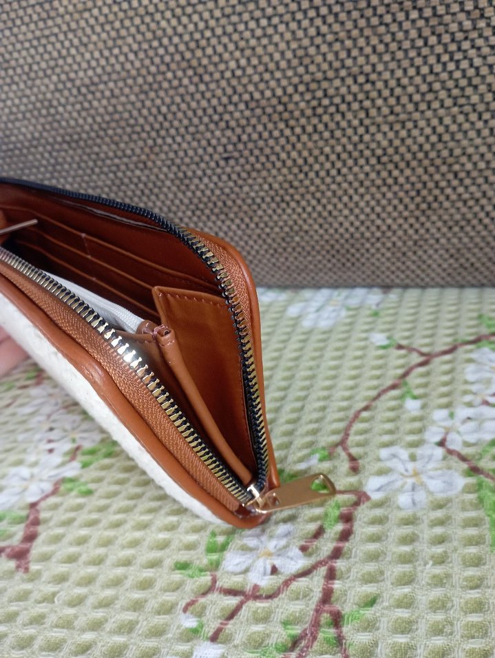 Fermuarlı pufudik Kadın Cüzdanı, Kahverengi Detaylı - Görsel 4