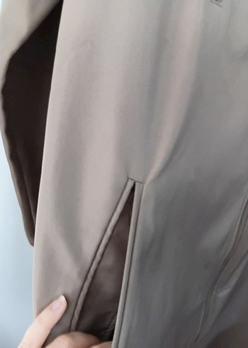 Kadın Bej Uzun Fermuarlı Yağmurluk - Görsel 4