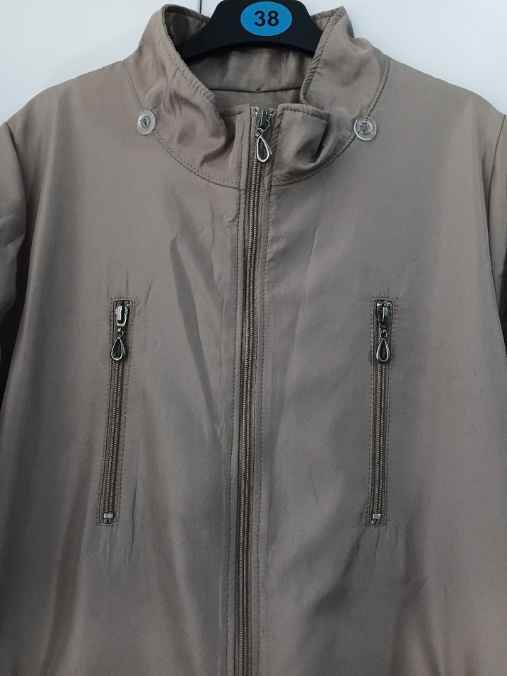 Kadın Bej Uzun Fermuarlı Yağmurluk - Görsel 2
