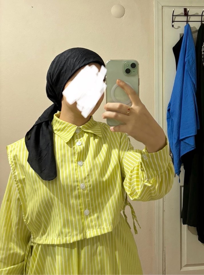 Beli Lastikli Yelekli Çizgili Elbise - Görsel 3