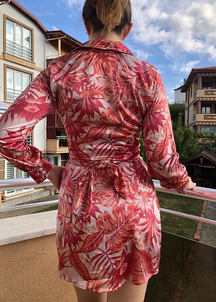 Saten elbise - Görsel 4