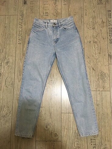 MANGO MOM JEAN