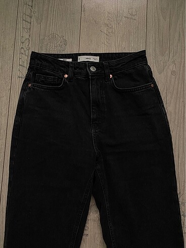 34 Beden MANGO SİYAH JEAN