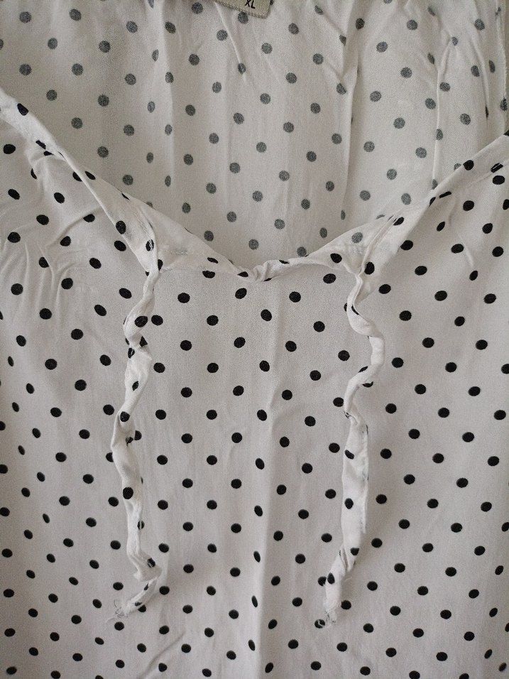 Puantiye Desenli plaj elbisesi - Görsel 3