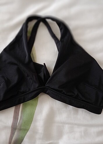Bikini üstü