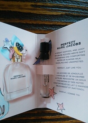 Marc Jacobs perfect edp sample.Not: Sample parfumlerde üzerinde 