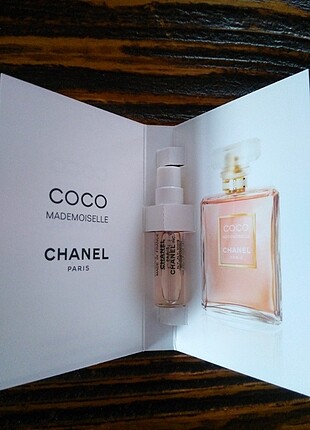 Chanel Coco mademosille sample parfüm.