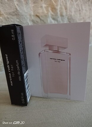 Narciso Rodriguez for her EDP